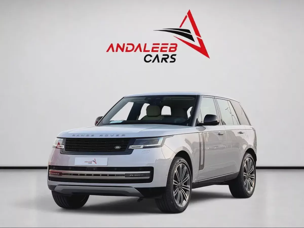 AED 8,400 P.M | 0% DOWN PAYMENT | RANGE ROVER VOGUE SE P530 | 4.4L TWIN-TURBO V8 – 523 HP | 2025