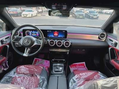 2025 Mercedes-Benz CLA 250 | Canadian Specs | Brand New Luxury Sedan-14