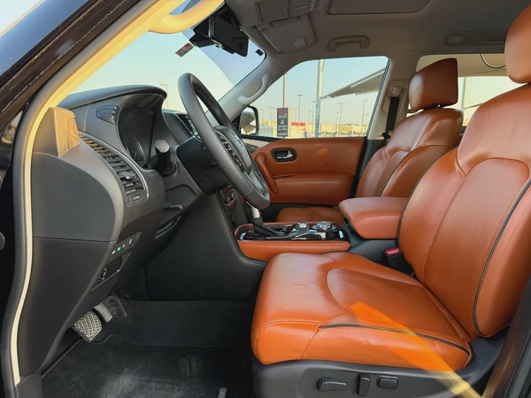 Nissan Patrol Titanium 2021 model V8