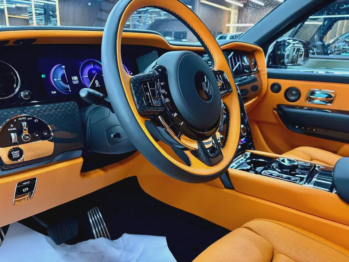 2025 ROLLS ROYCE CULLINAN | BLACK BADGE |  | FULL OPTION-5-5