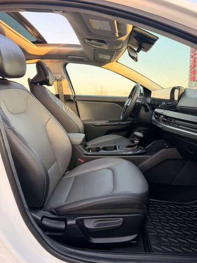 Kia K4 EX 2.0L panoramic, leather seats full option-14