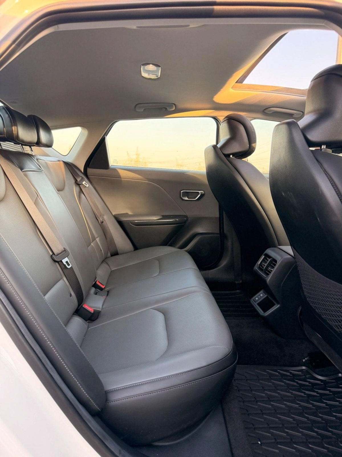 Kia K4 EX 2.0L panoramic, leather seats full option-15-15