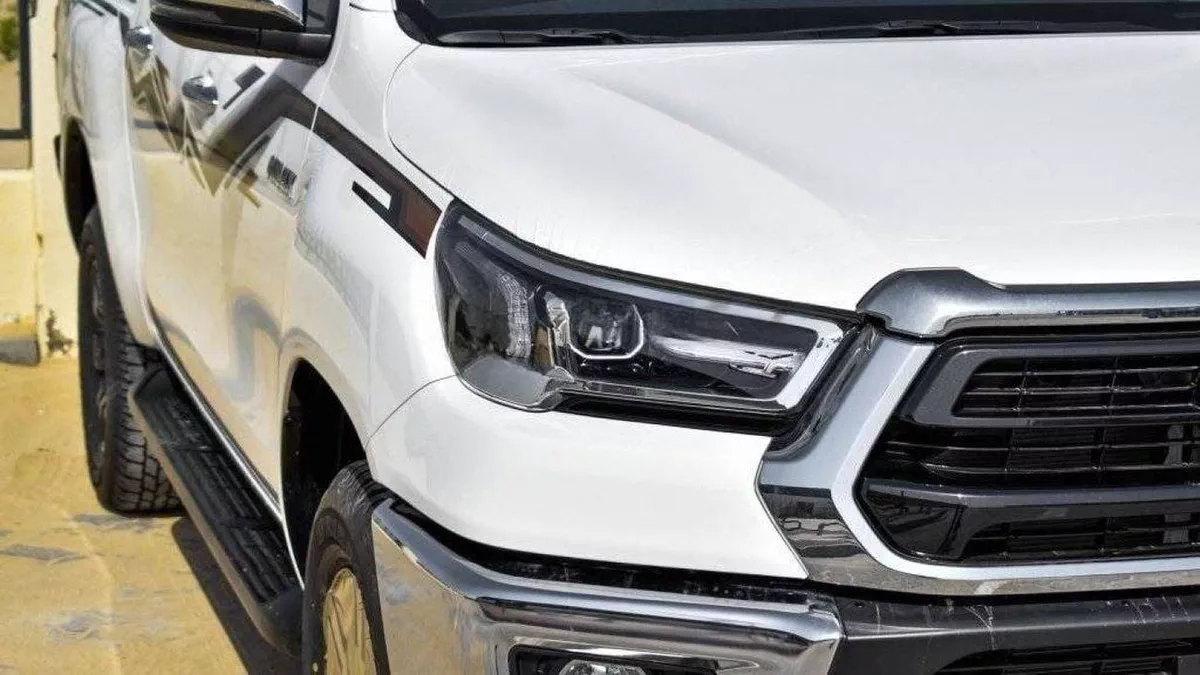 Toyota Hilux SGLX TOYOTA HILUX DC 2.7L 4X4 PETROL W/REAR CAMERA A/T MY24 2.7L Petrol 2024-1-0