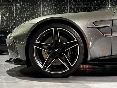 GCC | Aston Martin Full Service History | Aston Martin Warranty And Service 2030-14