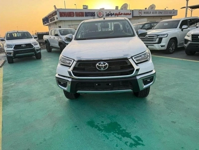 Toyota Hilux 2.4L 4X4 MANUAL DIGITAL AC 2025 MODEL GCC-10