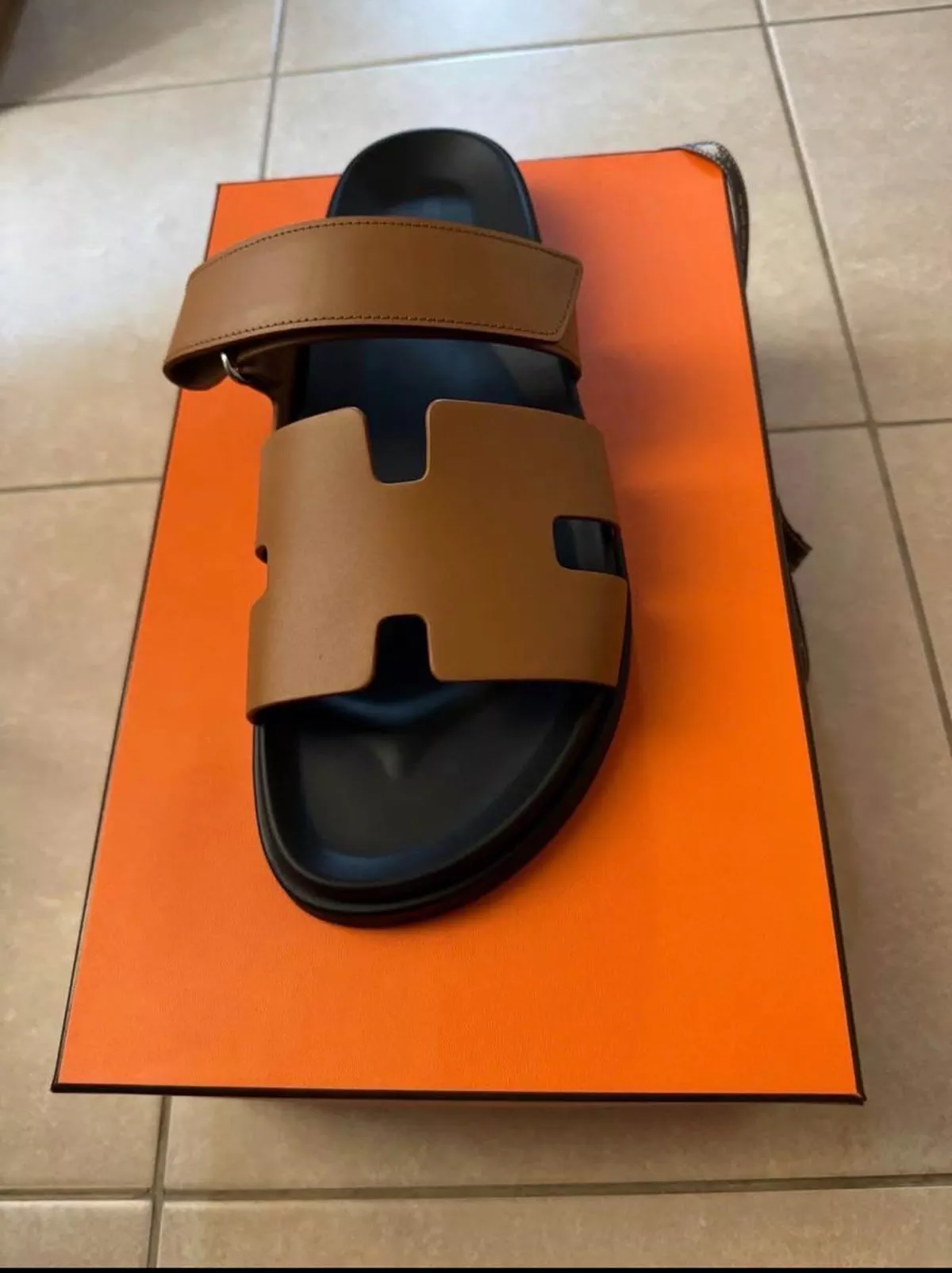 Hermès Chypre Sandal in Brown & Black Leather