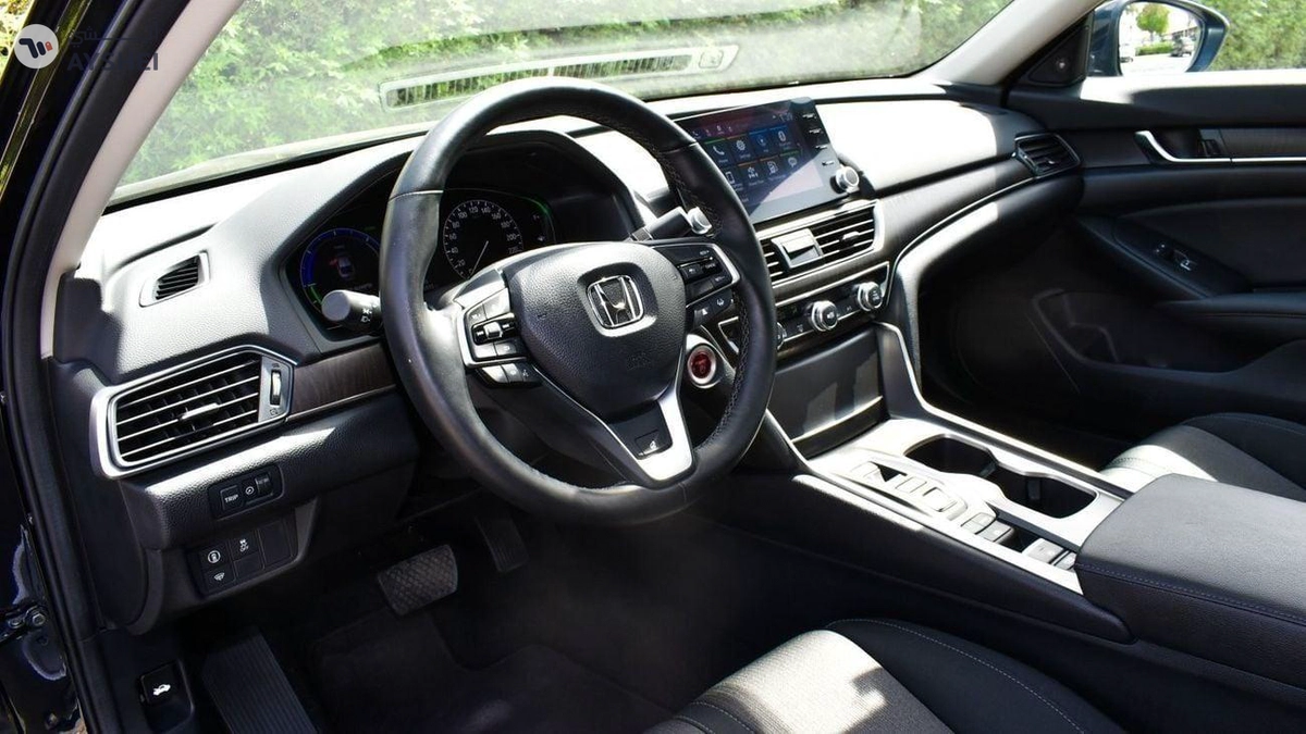 Honda Accord Hybrid-3-3