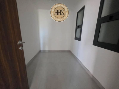 Elegant brand new luxurious 3bhk with maid's room all facilities-9