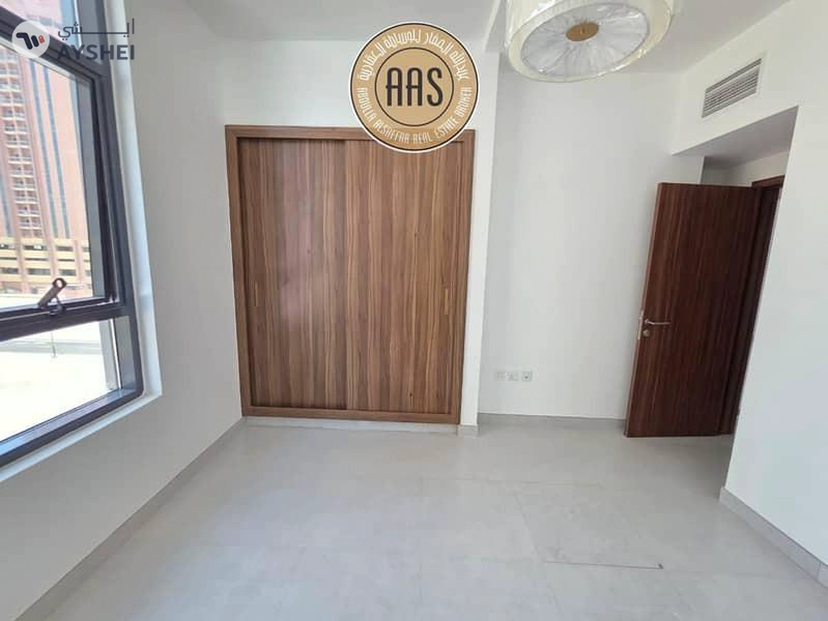 Elegant brand new luxurious 3bhk with maid's room all facilities-1-1
