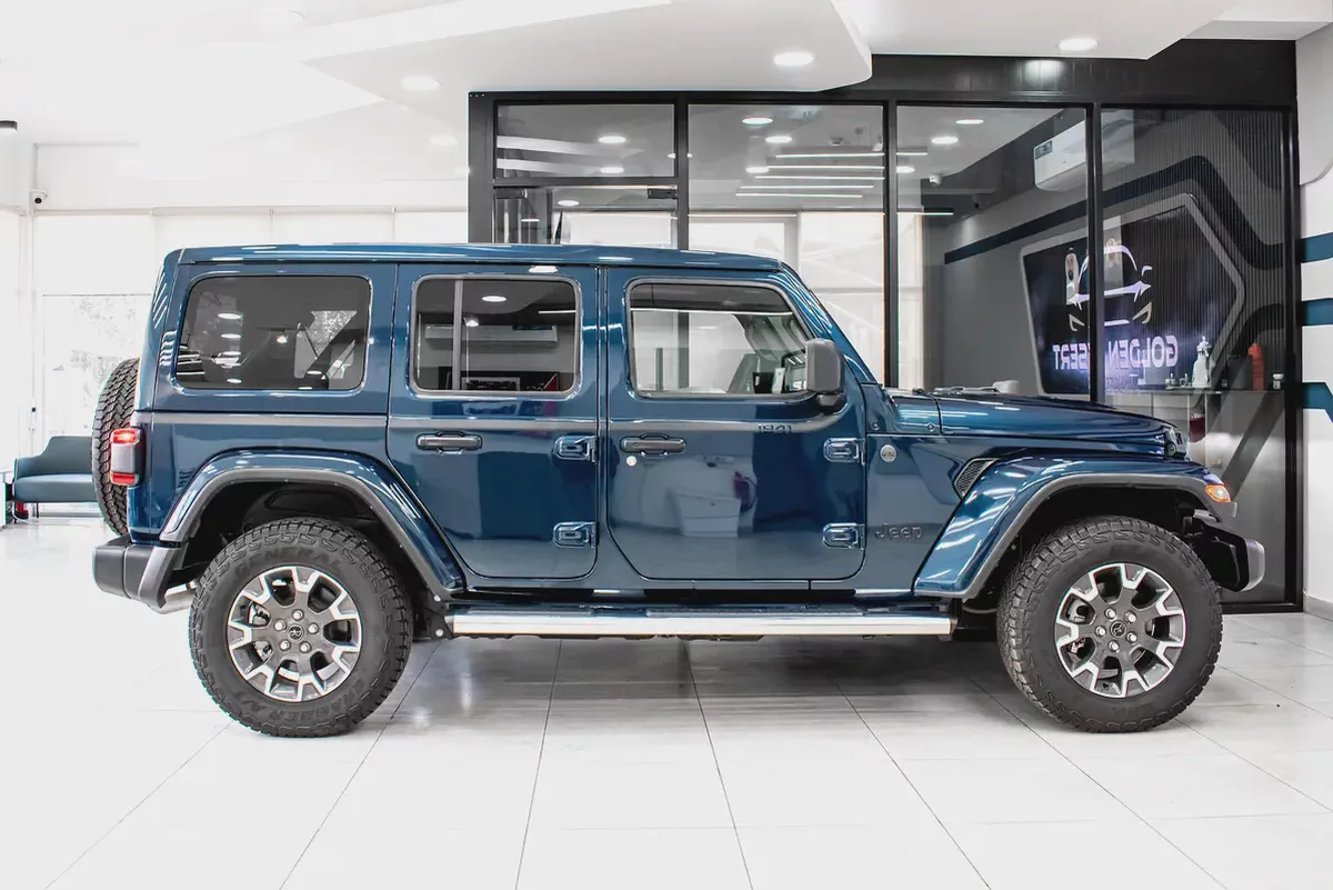 2025 Jeep Wrangler Sahara - 1941 Edition-3-3