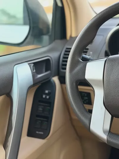 Toyota Prado TXL 2017 GCC Specs - Excellent Condition-7