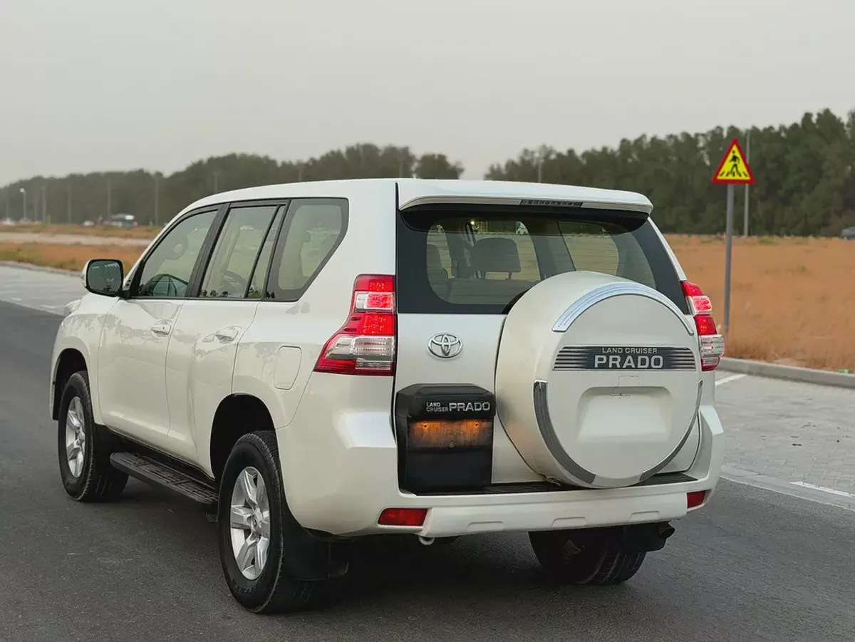Toyota Prado TXL 2017 GCC Specs - Excellent Condition-3-3
