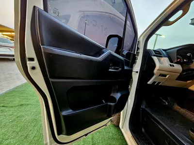 Toyota Hiace GL HIACE PASSENGER / PETROL MANUAL / 3.5 V6 / HIGH ROOF-13
