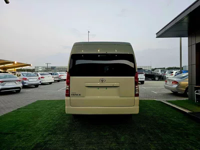 Toyota Hiace GL HIACE PASSENGER / PETROL MANUAL / 3.5 V6 / HIGH ROOF-3