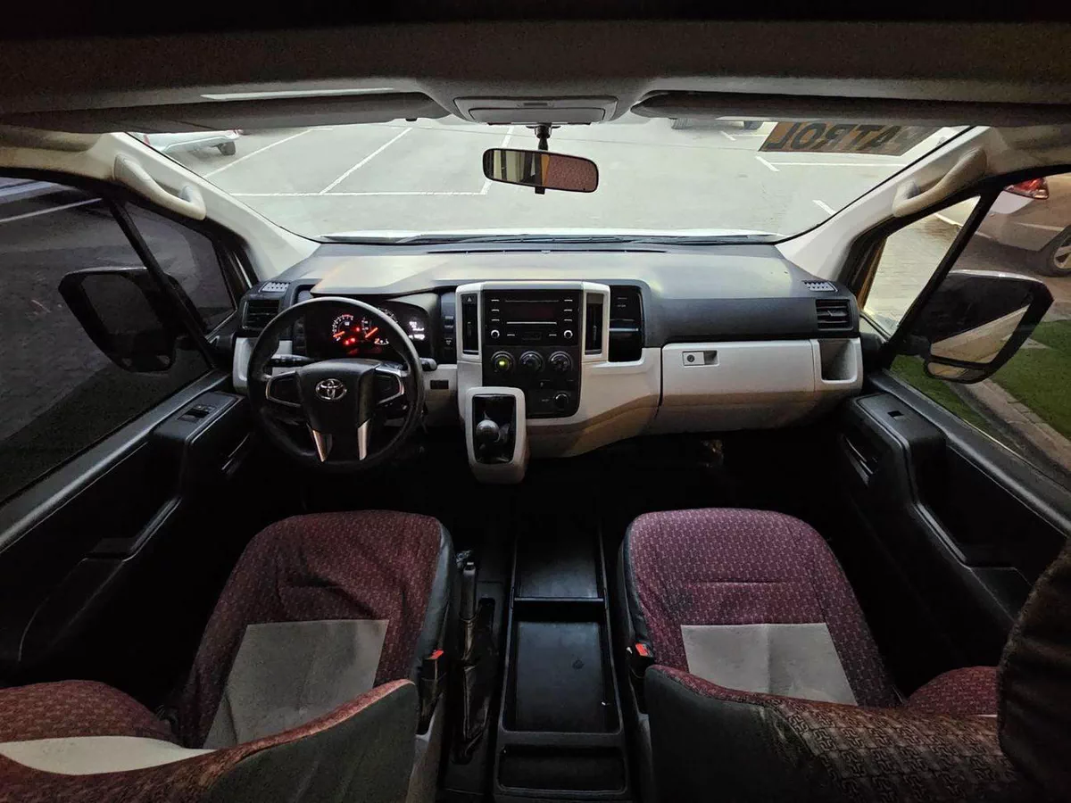 Toyota Hiace GL HIACE PASSENGER / PETROL MANUAL / 3.5 V6 / HIGH ROOF-10-0