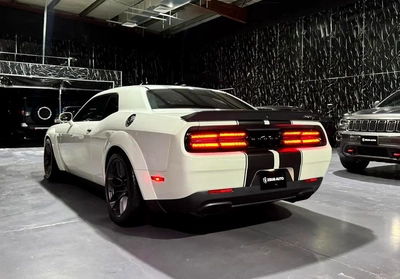 GCC Specs 2018 Dodge Challenger Hellcat Widebody - Pristine Condition-2