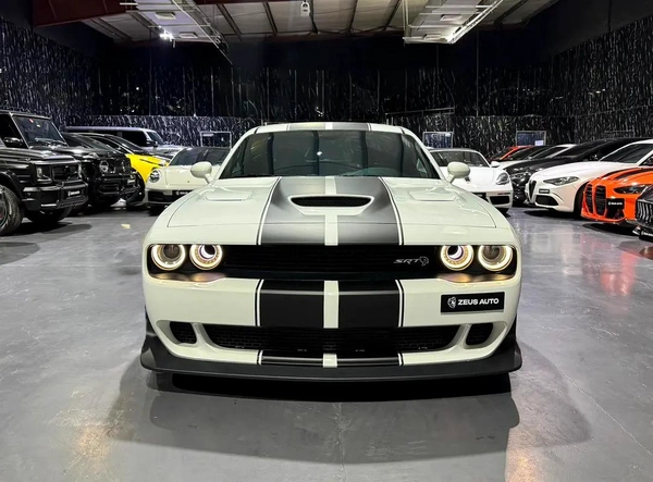 GCC Specs 2018 Dodge Challenger Hellcat Widebody - Pristine Condition