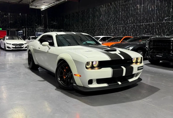 GCC Specs 2018 Dodge Challenger Hellcat Widebody - Pristine Condition