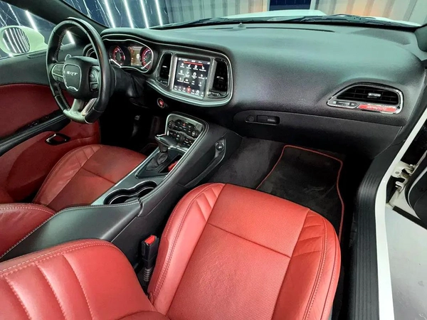 GCC Specs 2018 Dodge Challenger Hellcat Widebody - Pristine Condition