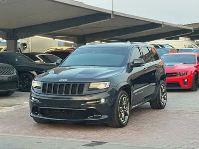 جيب قراند شيروكي SRT 6.4 مواصفات خليجة بحالة جيدة-2