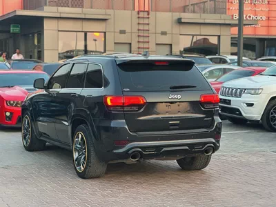 جيب قراند شيروكي SRT 6.4 مواصفات خليجة بحالة جيدة-6