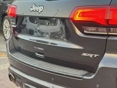 جيب قراند شيروكي SRT 6.4 مواصفات خليجة بحالة جيدة-7