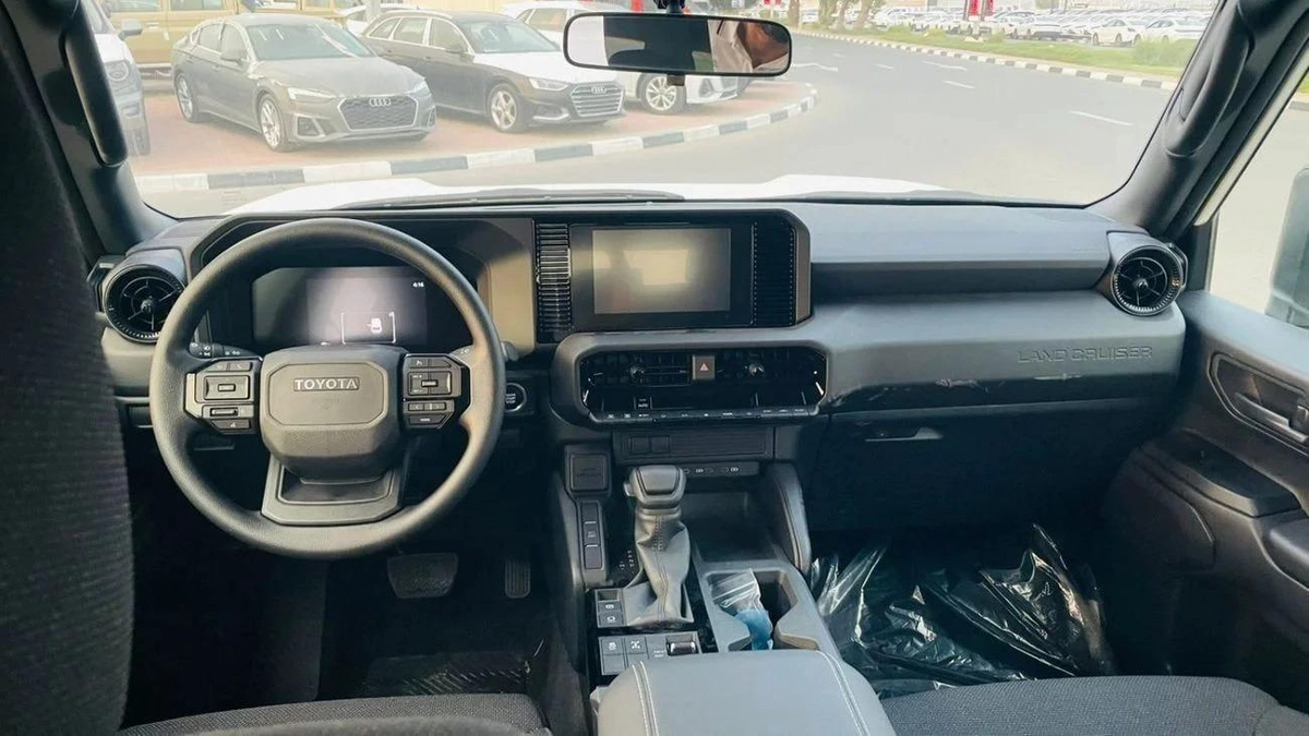 Toyota Prado TXR 2.4T  URBAN 2.4 MODEL 2025 OMAN SPECS-6-6