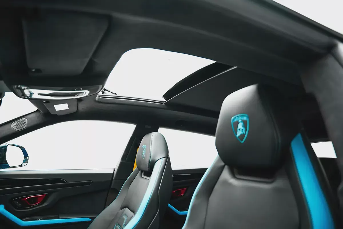 2025 LAMBORGHINI URUS SE-8-8