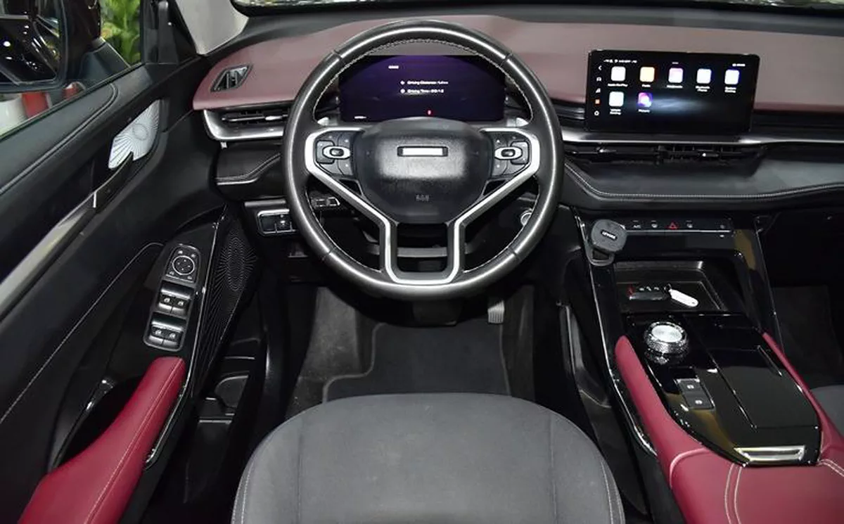 Haval H6 2.0 GDiT ( 2024 Model ) in Black Color GCC Specs-13-13