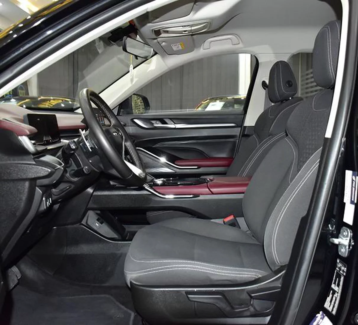 Haval H6 2.0 GDiT ( 2024 Model ) in Black Color GCC Specs-7-7
