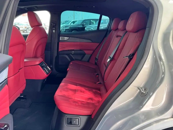 MASERATI GRECALE GT - 2023 - 2.0L ONLY 28000KM - SUPER CLEAN TITLE FRESH JAPAN IMPORT