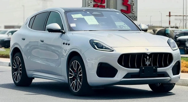MASERATI GRECALE GT - 2023 - 2.0L ONLY 28000KM - SUPER CLEAN TITLE FRESH JAPAN IMPORT