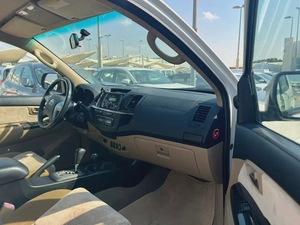 2014 | Toyota Fortuner | GXR | 4.0 | V6 | Ref# 945