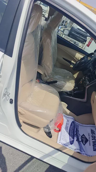2022 Toyota Yaris SE | GCC Specs | Low Mileage | Excellent Condition-11