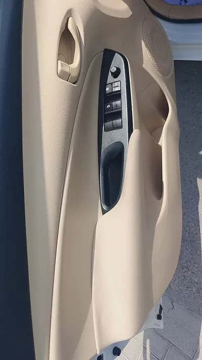 2022 Toyota Yaris SE | GCC Specs | Low Mileage | Excellent Condition-14