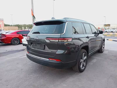 Jeep Grand Cherokee L Limited 2022 | GCC Specs | Low Mileage-4