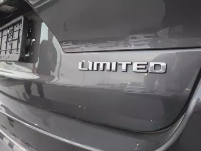 Jeep Grand Cherokee L Limited 2022 | GCC Specs | Low Mileage-7