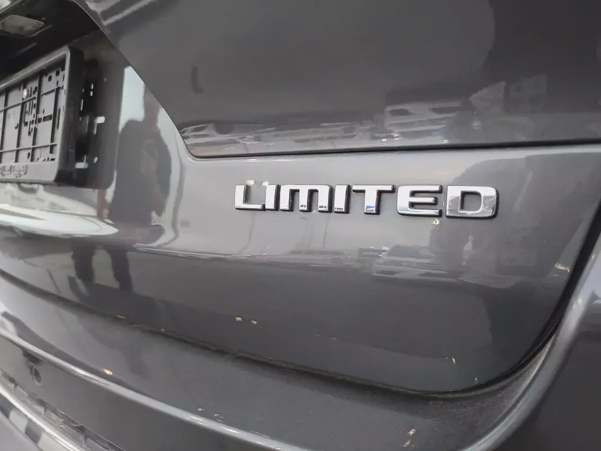 Jeep Grand Cherokee L Limited 2022 | GCC Specs | Low Mileage-7-7