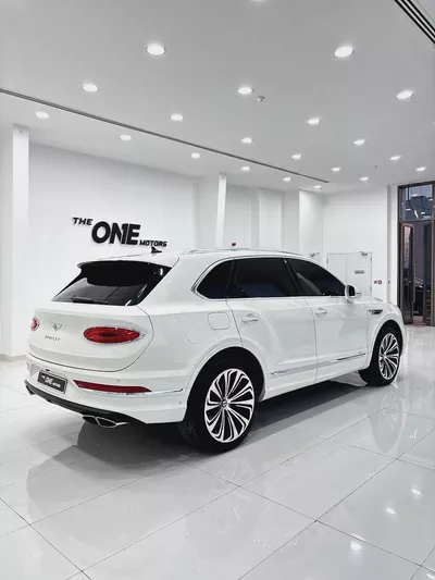 2023 Bentley Bentayga Azure GCC Specs - Pristine Condition-4