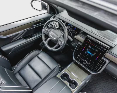 GMC ACADIA DENALI - 2024 - GCC - WARRANTY AND SERVICE CONTRACT - BRAND NEW CONDITION-9