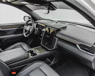 GMC ACADIA DENALI - 2024 - GCC - WARRANTY AND SERVICE CONTRACT - BRAND NEW CONDITION-7