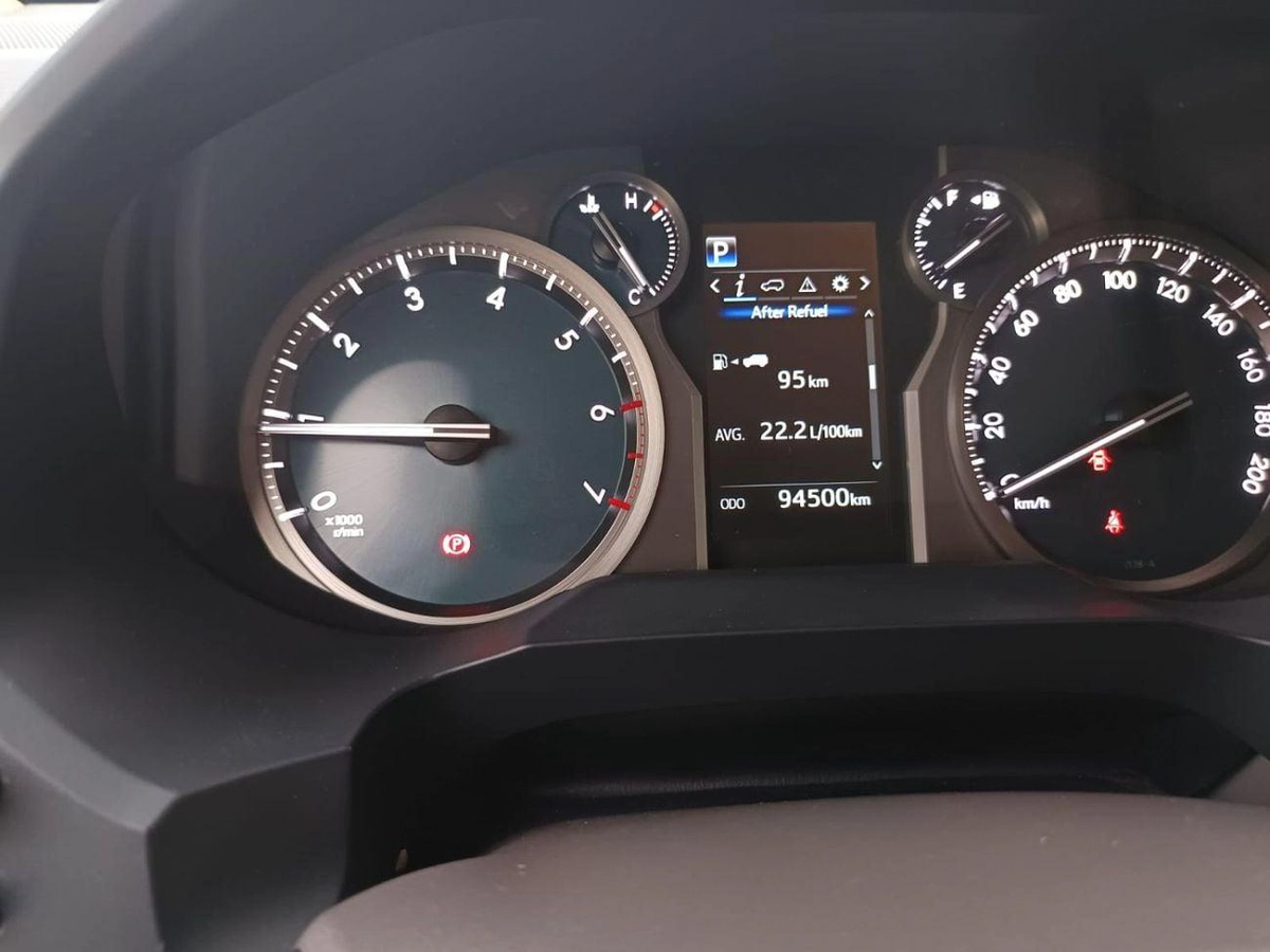 Toyota Prado PRADO VXR FULL OPTION V6 4.0L  GRAY COLOUR BEST PRICE!!!!-9-9
