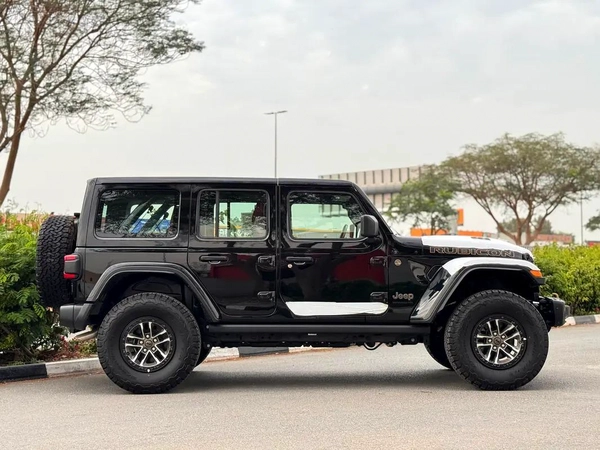 RUBICON 393 / BRAND NEW / FULL OPTION