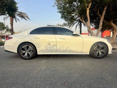 2,726 AED Monthly II Mercedes E200 II 0% Down Payment II Still Under Warranty to 2027-11