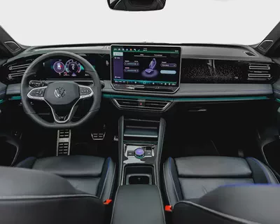 2025 Volkswagen Tiguan R-Line | GCC Specs | Brand New-5