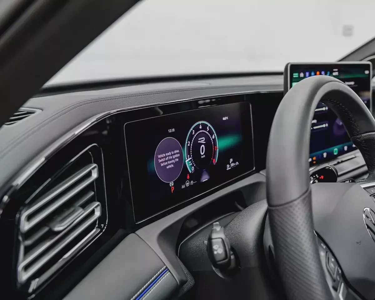 2025 Volkswagen Tiguan R-Line | GCC Specs | Brand New-10-10