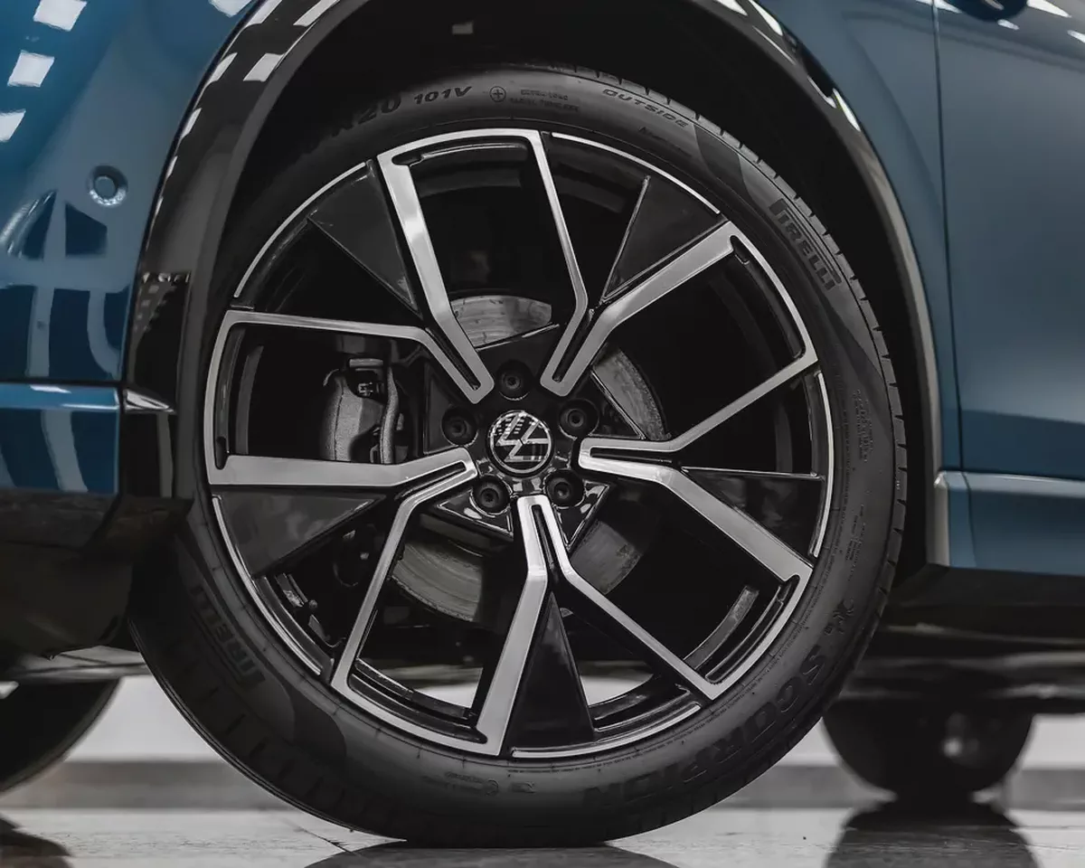 2025 Volkswagen Tiguan R-Line | GCC Specs | Brand New-19-19
