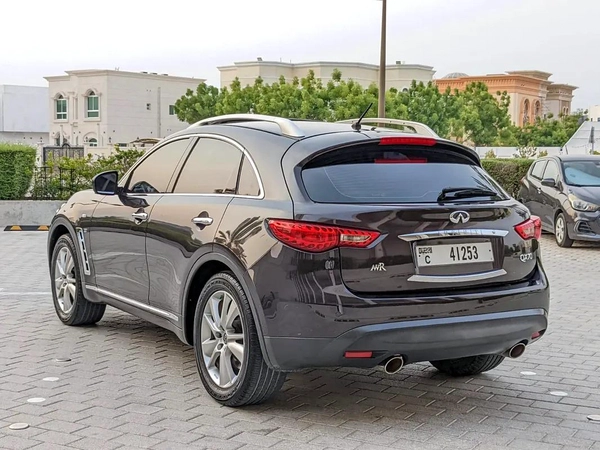 Infiniti QX70 Luxury