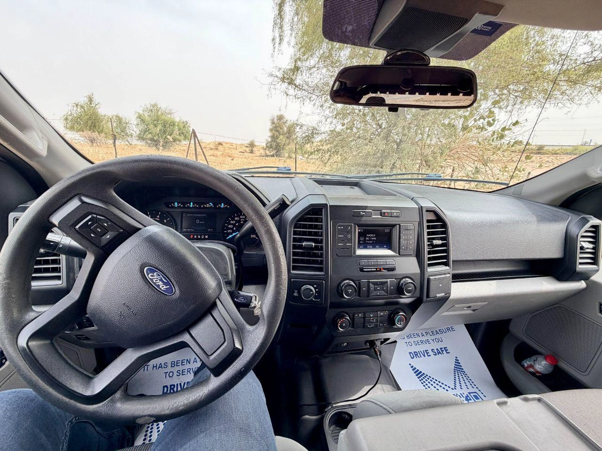 ford F 150 XL 5.0 L V8 4WD 2019-8-8