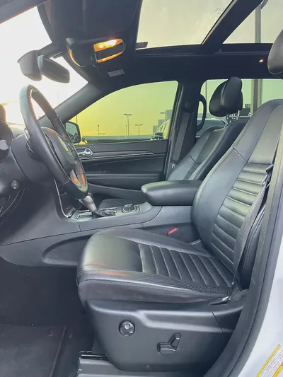 2020 Jeep Cherokee Sport - GCC Specs - Excellent Condition-10